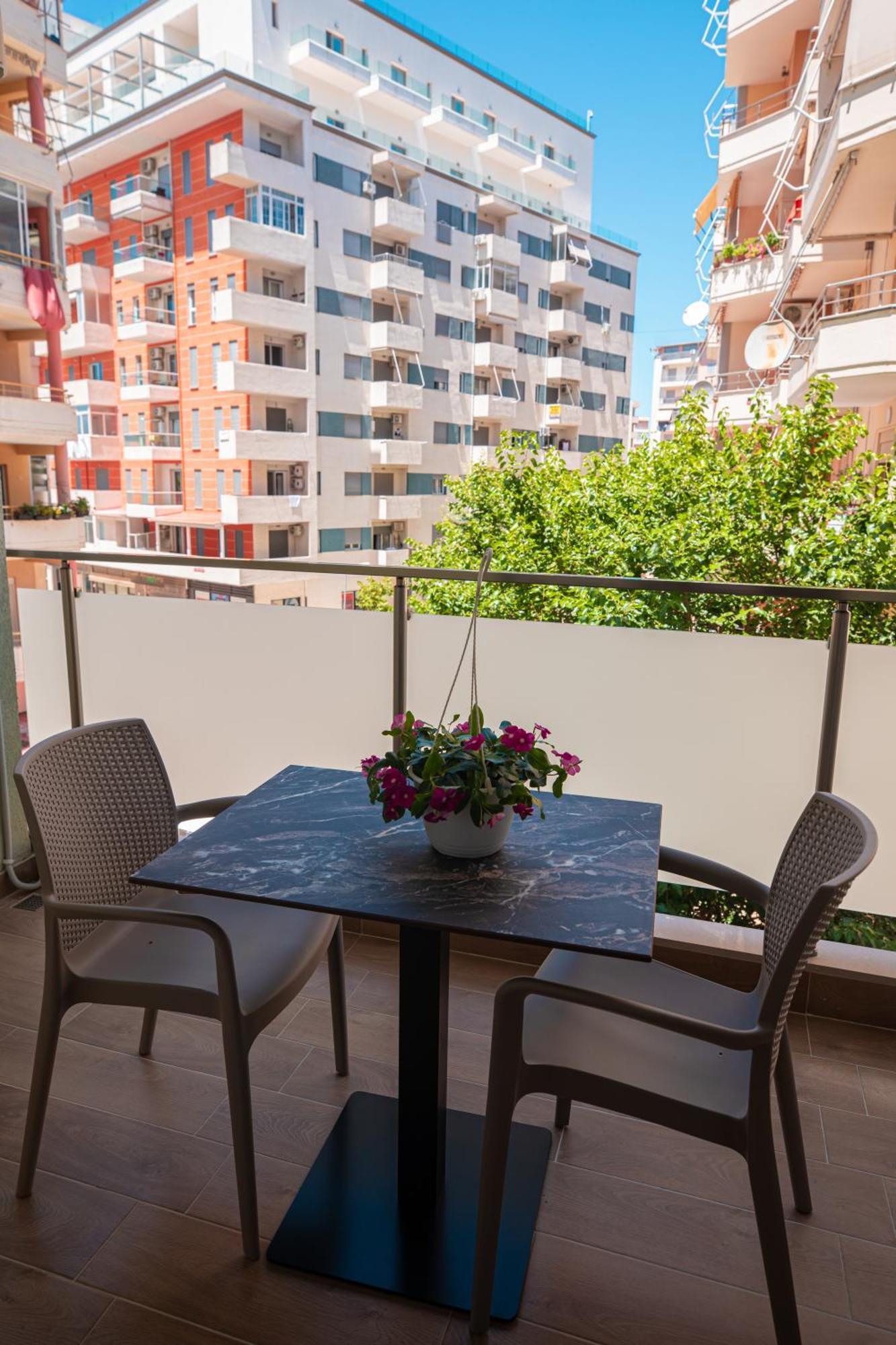 Vlore Luxury Apartaments "Fael" Bagian luar foto